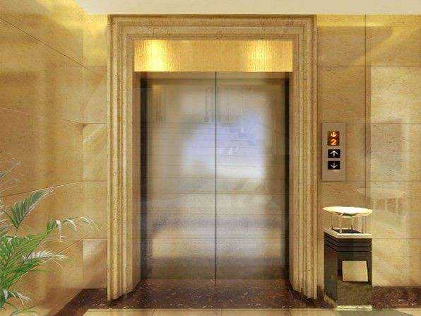 电梯